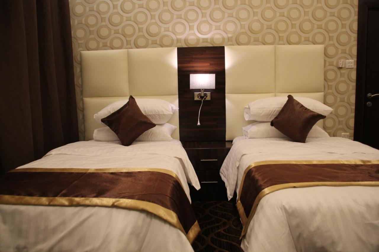 Ewaan Alnagaa Aparthotel Jeddah Ngoại thất bức ảnh