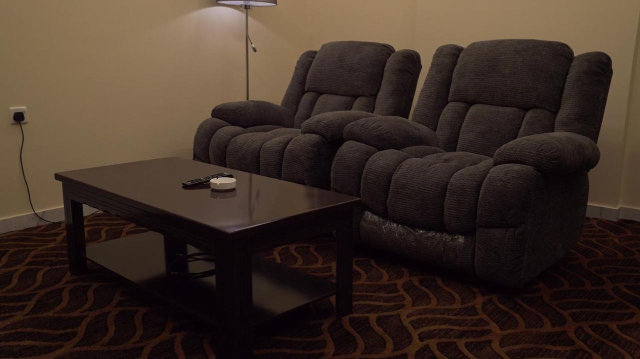 Ewaan Alnagaa Aparthotel Jeddah Ngoại thất bức ảnh