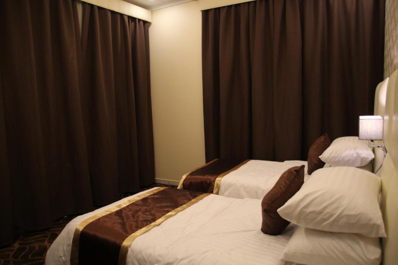 Ewaan Alnagaa Aparthotel Jeddah Ngoại thất bức ảnh